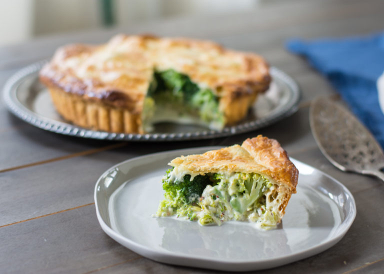 Broccoli and Gorgonzola Pie | Vegeterian | Flying Fourchette