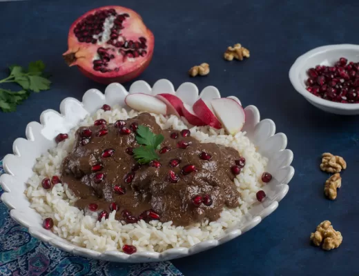 Chicken with walnuts and pomegranate