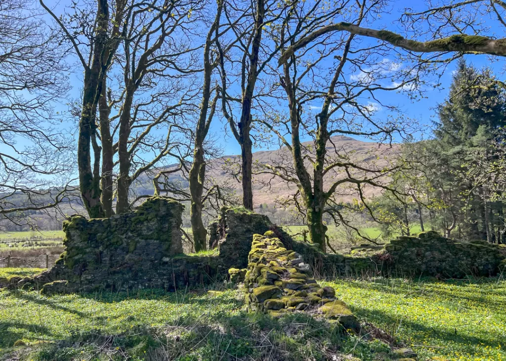 Abbaye ruins on the West Highland Way