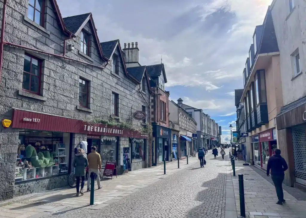 Main shopping street in Fort William